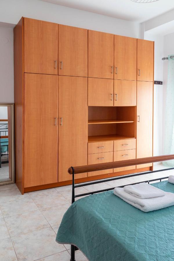 Lovely Sea View Apartment At The Heart Of The Town 依拉佩特拉 外观 照片